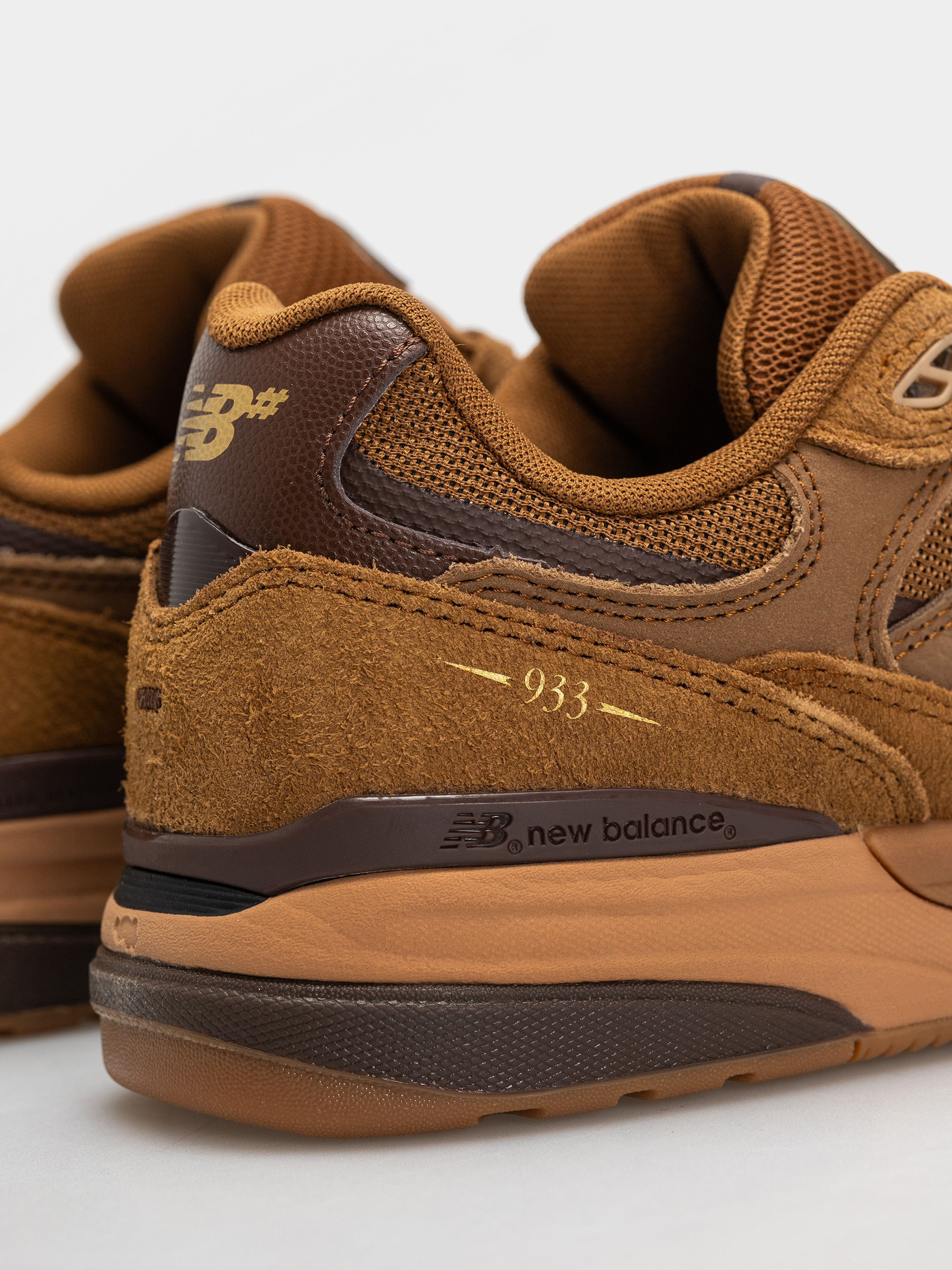 Pantofi New Balance 933 (breakfast tea/pumpernickel)