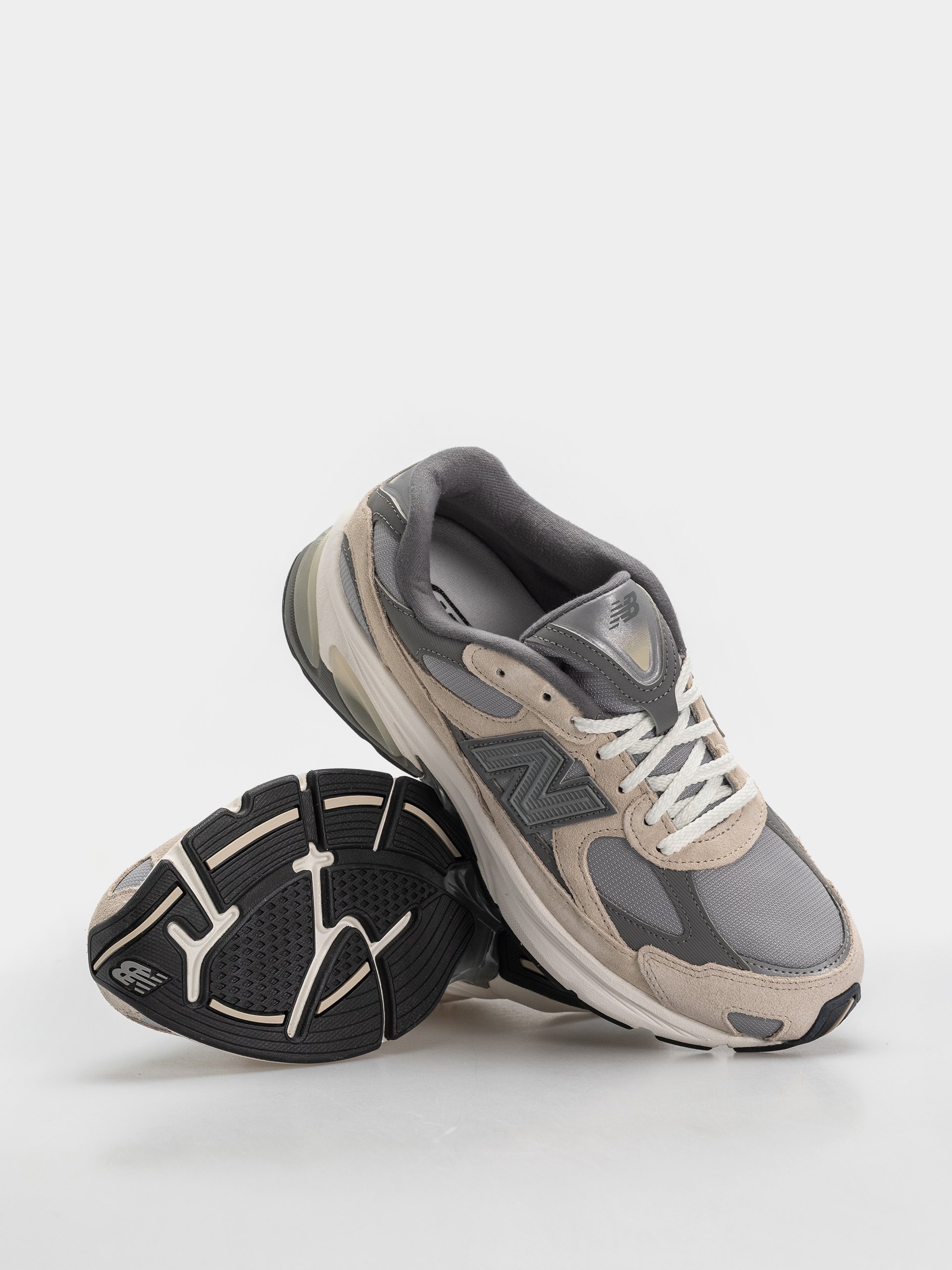 Pantofi New Balance 2010 (timberwolf/harbor grey)