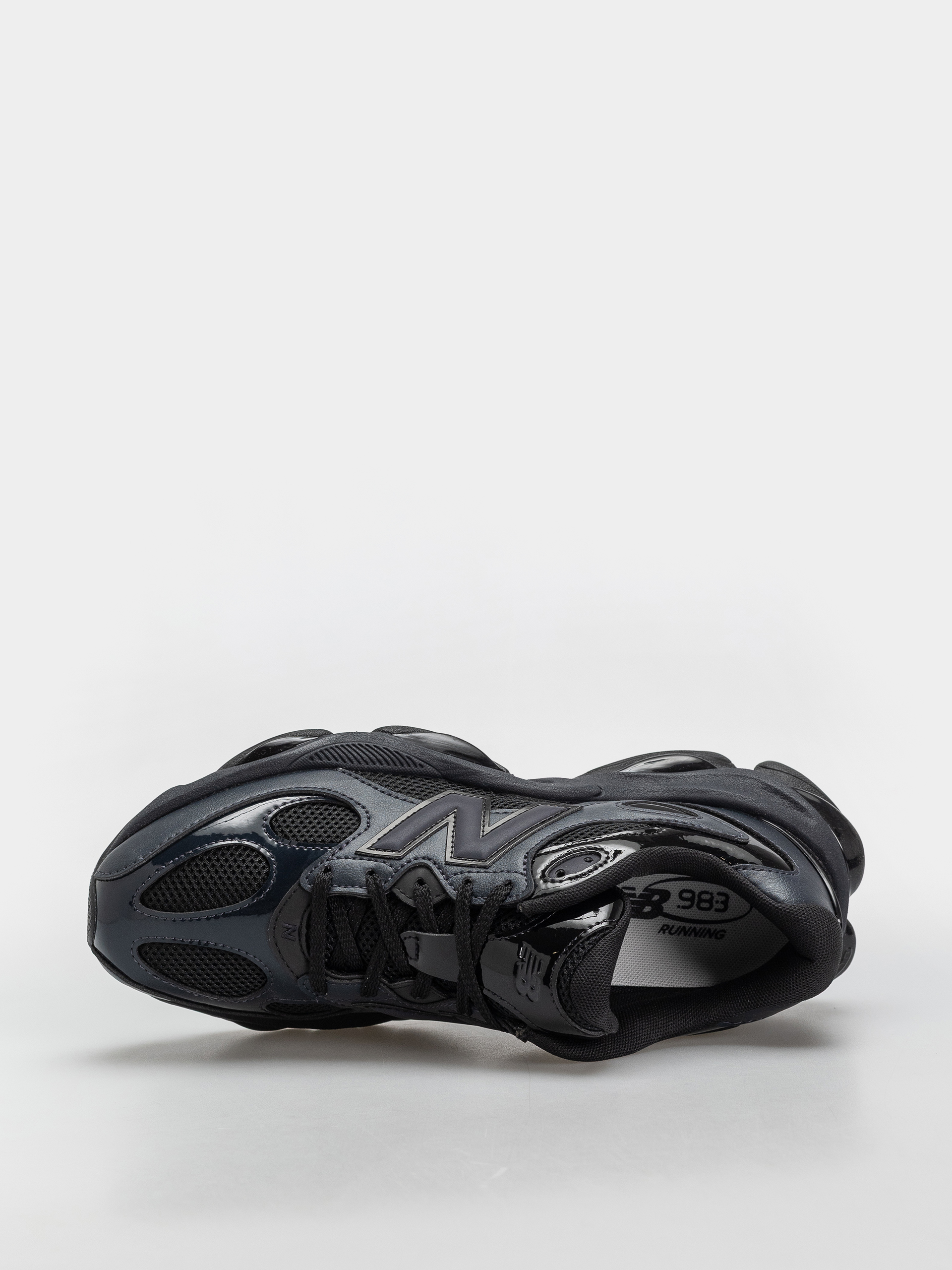 Pantofi New Balance 983 (black/dark night)