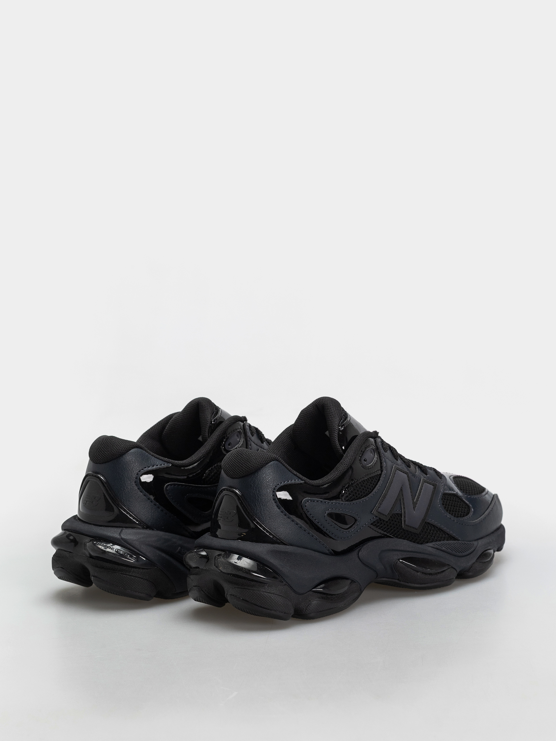 Pantofi New Balance 983 (black/dark night)