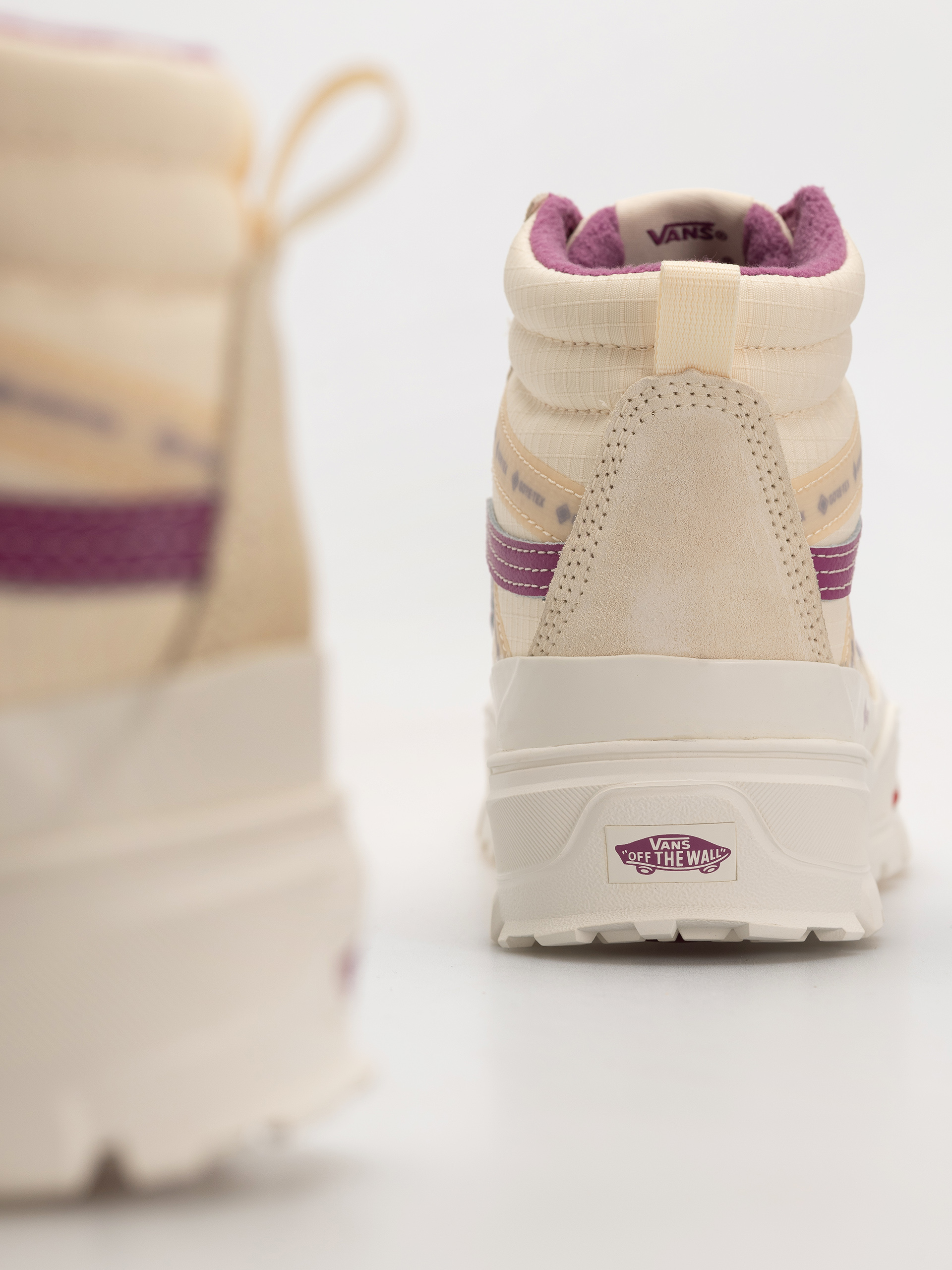 Pantofi Vans Sk8 Hi Gore Tex Insulated Mte (sand white)