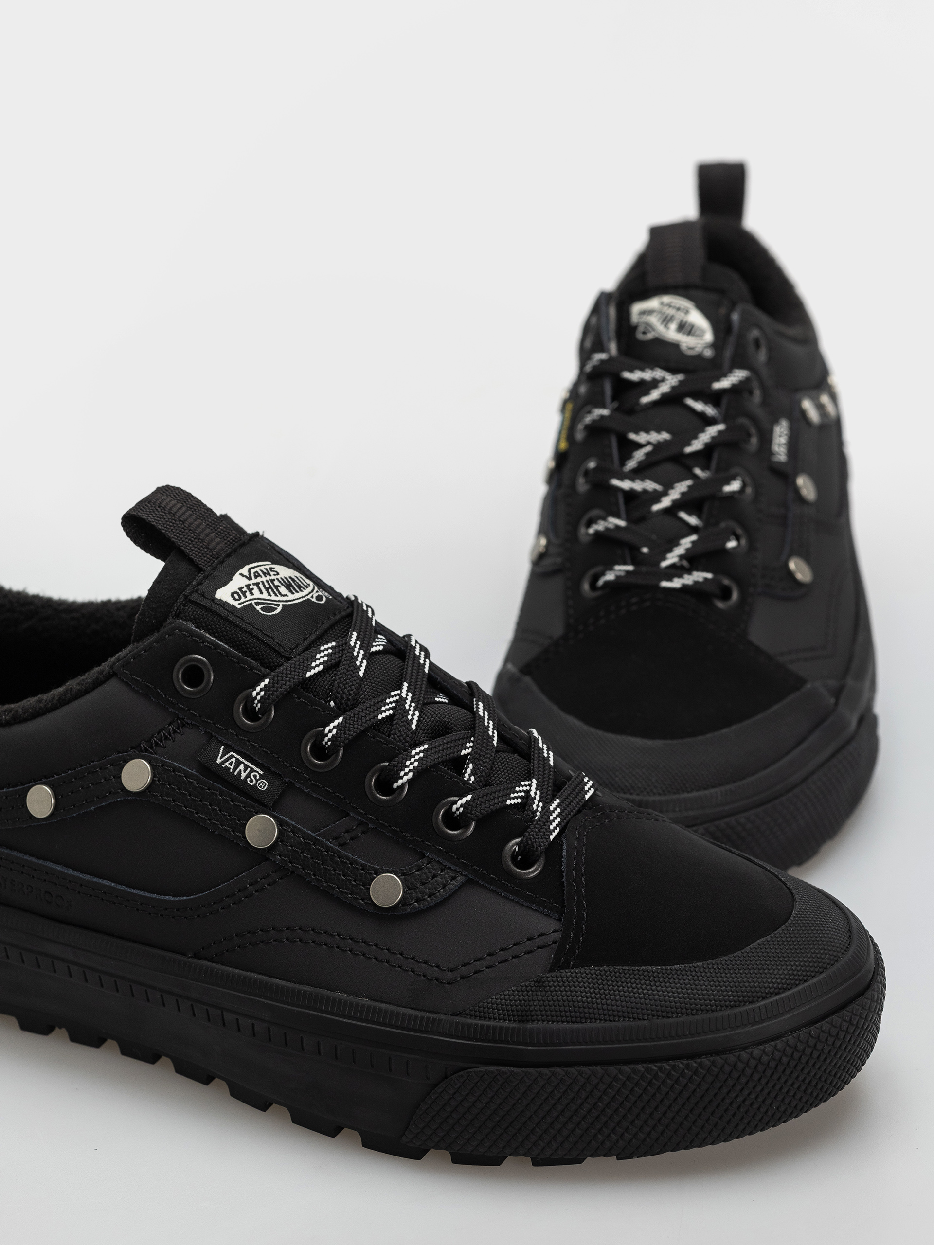 Pantofi Vans Old Skool Waterproof Insulated Mte (black)