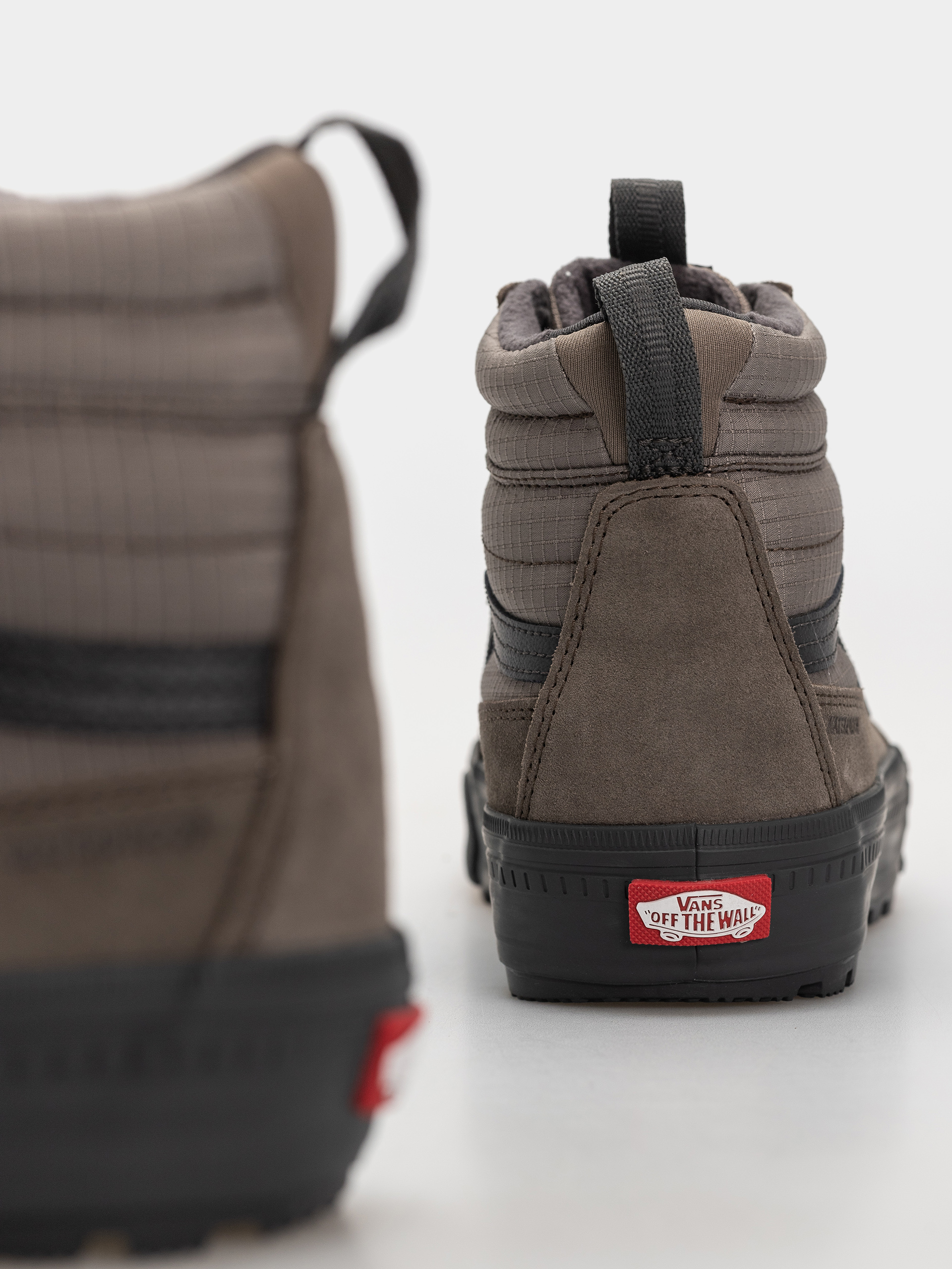 Pantofi Vans Sk8 Hi Waterproof Insulated Mte (bungee cord)