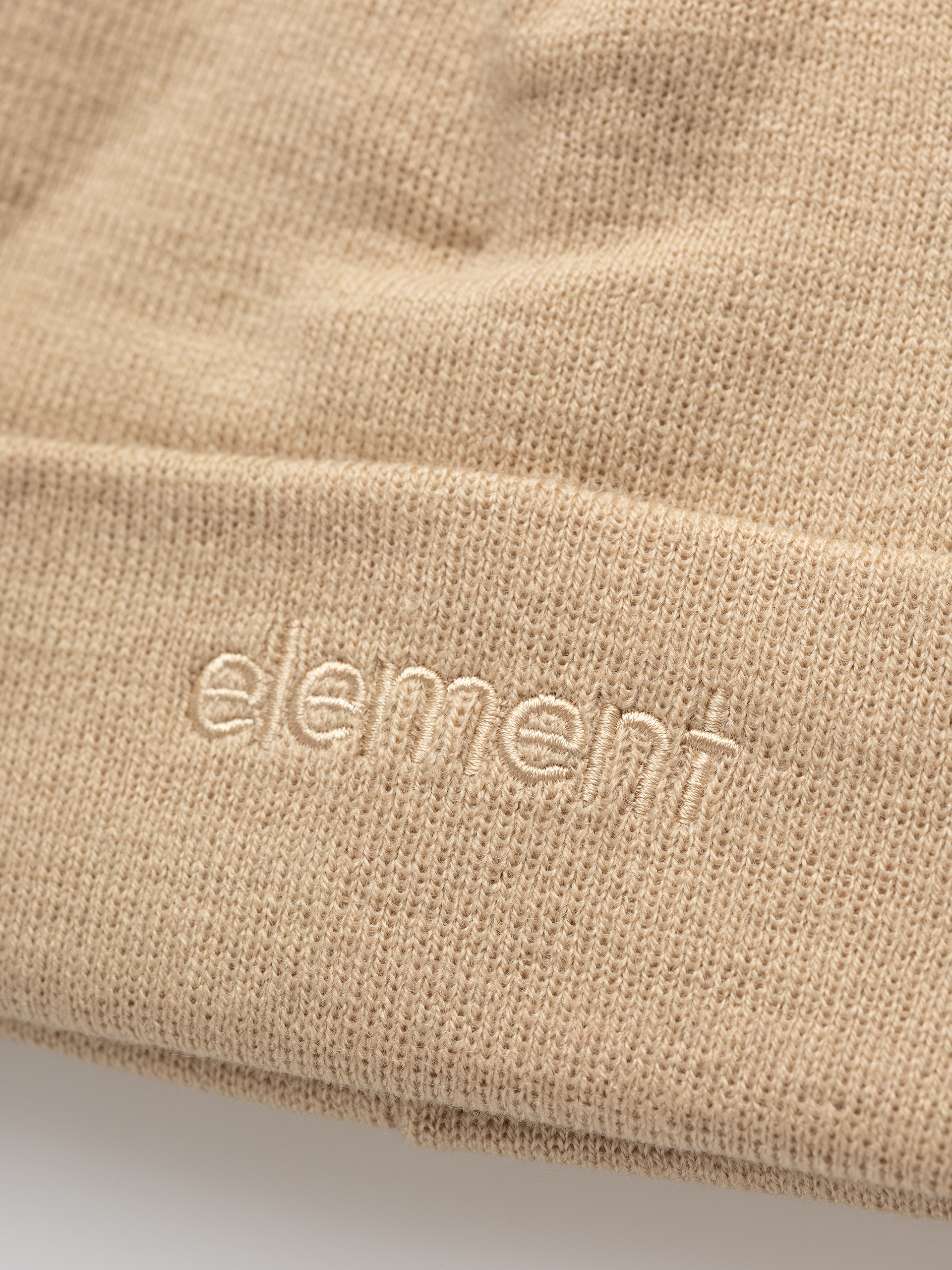 Căciulă Element Mid Lowcase (humus)