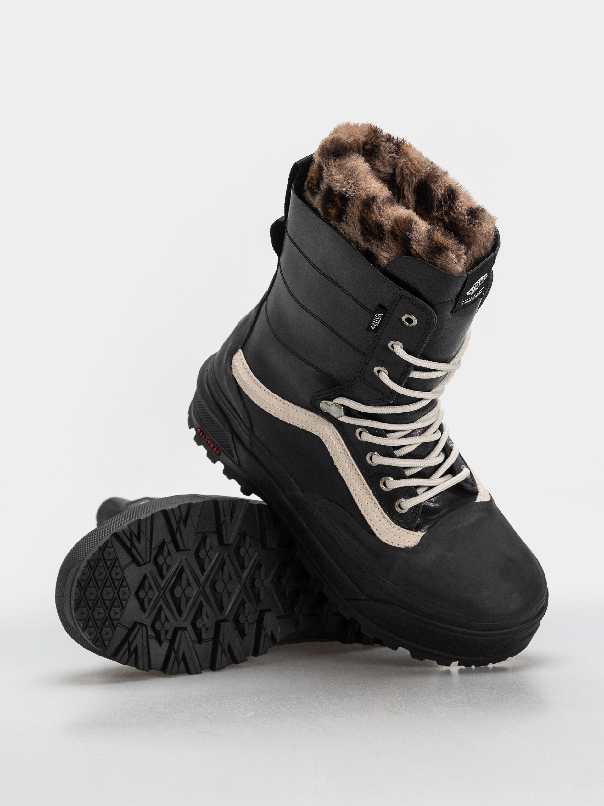 Pantofi Vans Standard Hi 2.0 Mte (black/black)
