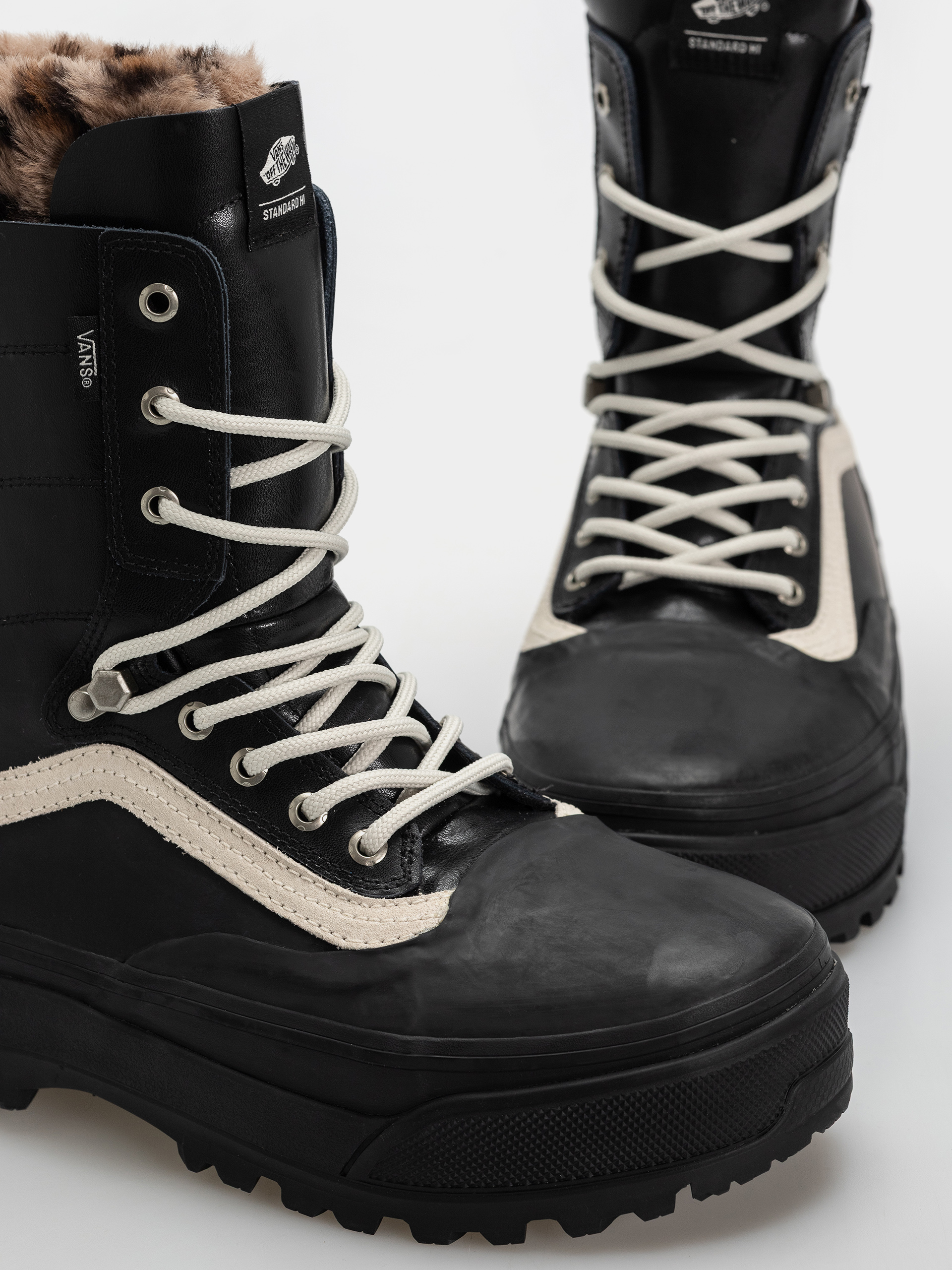 Pantofi Vans Standard Hi 2.0 Mte (black/black)
