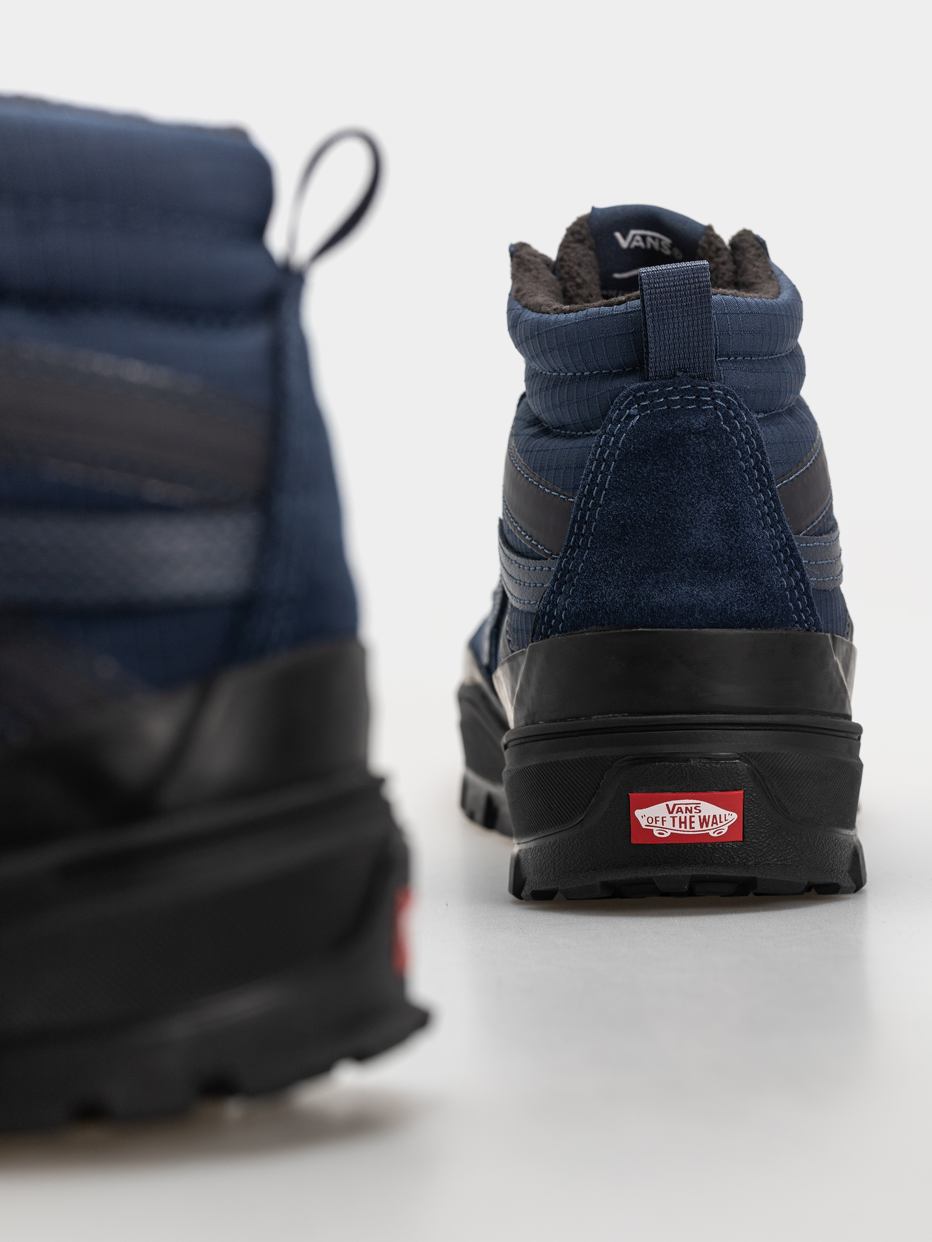 Pantofi Vans Sk8 Hi Gore Tex Insulated Mte (true navy)