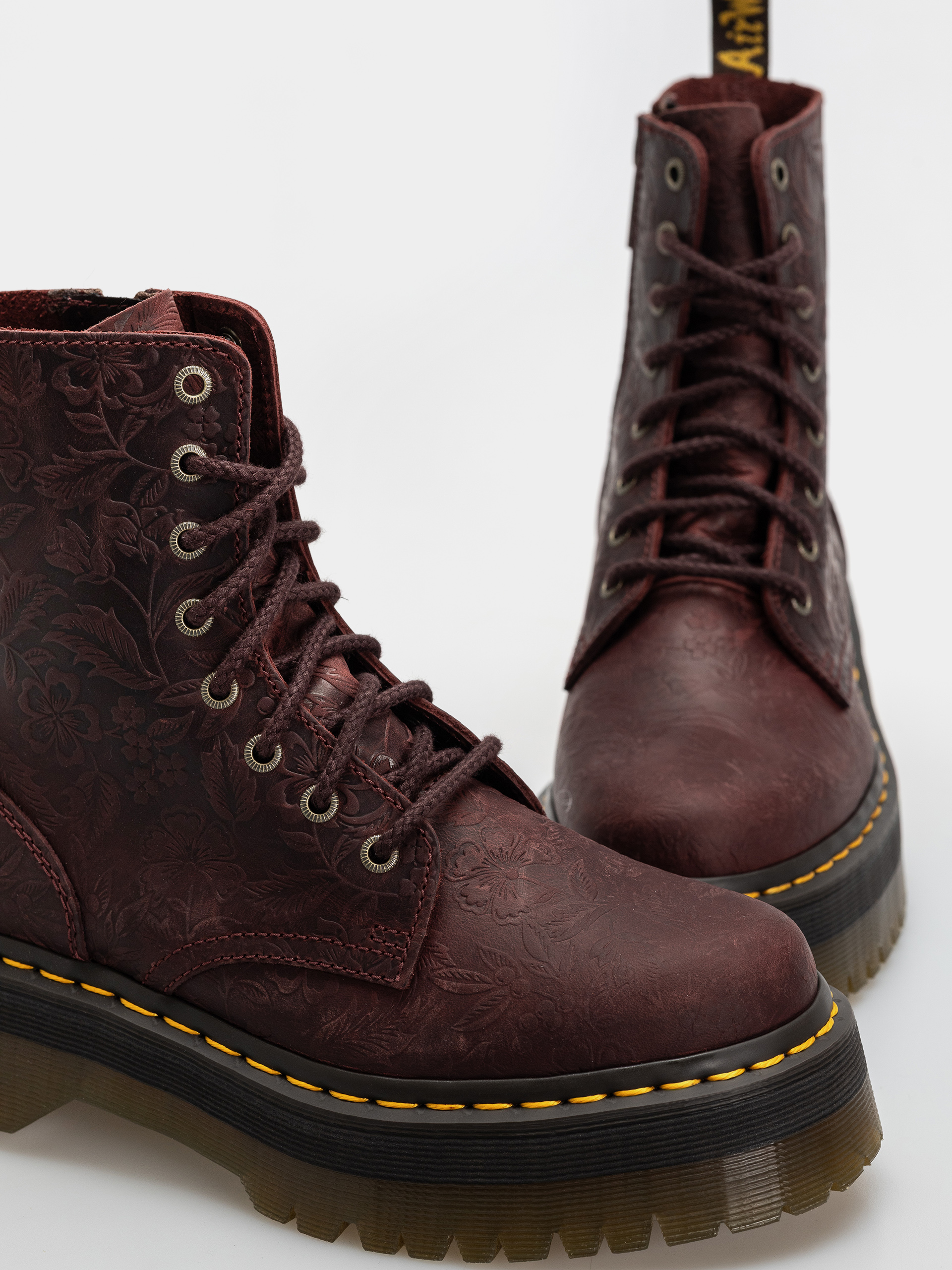 Pantofi Dr. Martens Jadon Emboss Floral Wmn (cherry red)