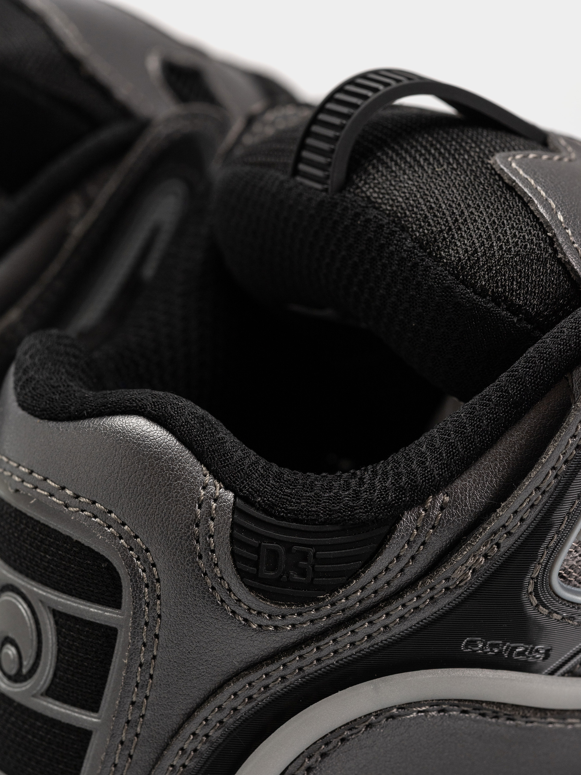 Pantofi Osiris D3 2001 (grey/black/white)