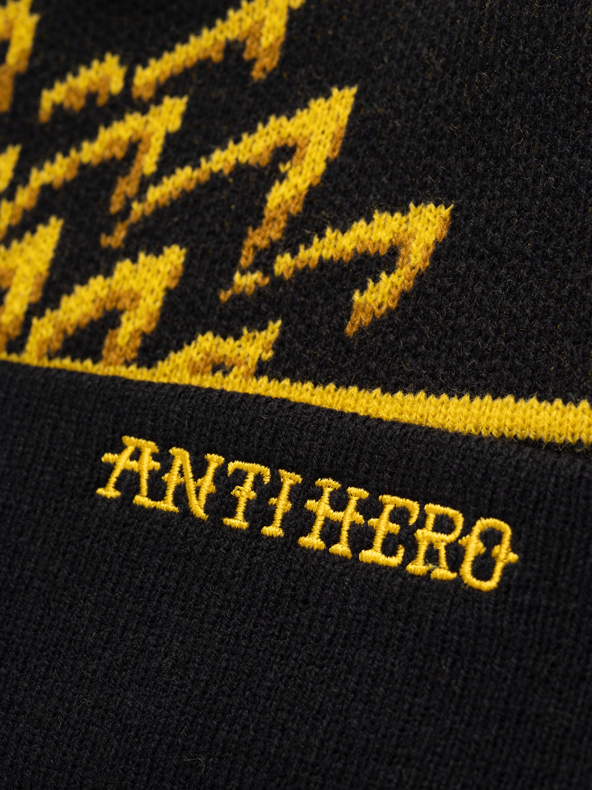 Căciulă Antihero Eagle Pom (black/yellow)
