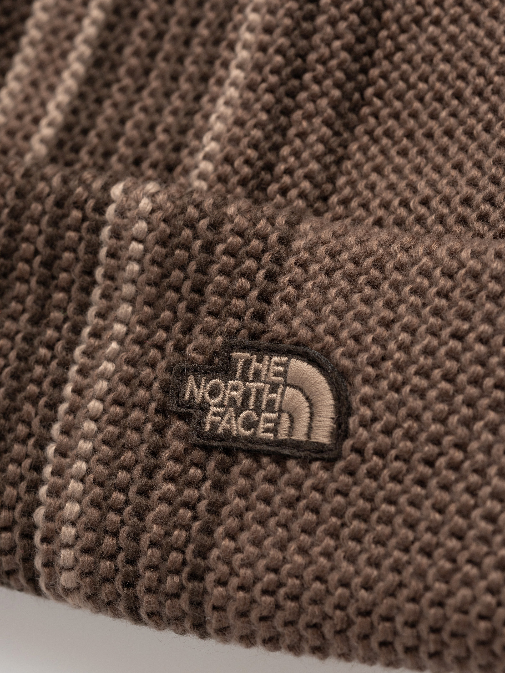 Căciulă The North Face Explore (dark chestnut/smokey brown)
