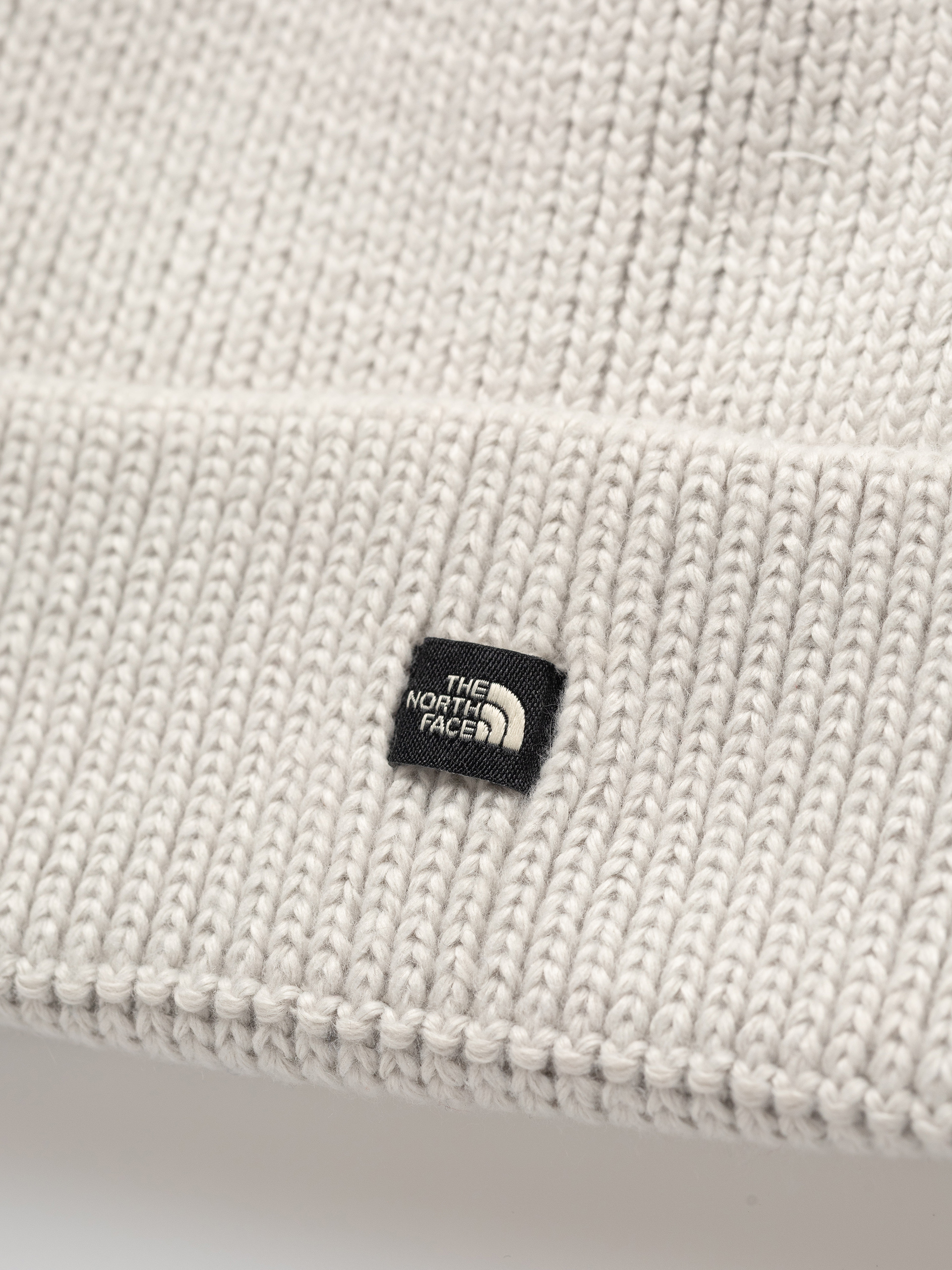 Căciulă The North Face Mini Logo Box (cumulus cloud)