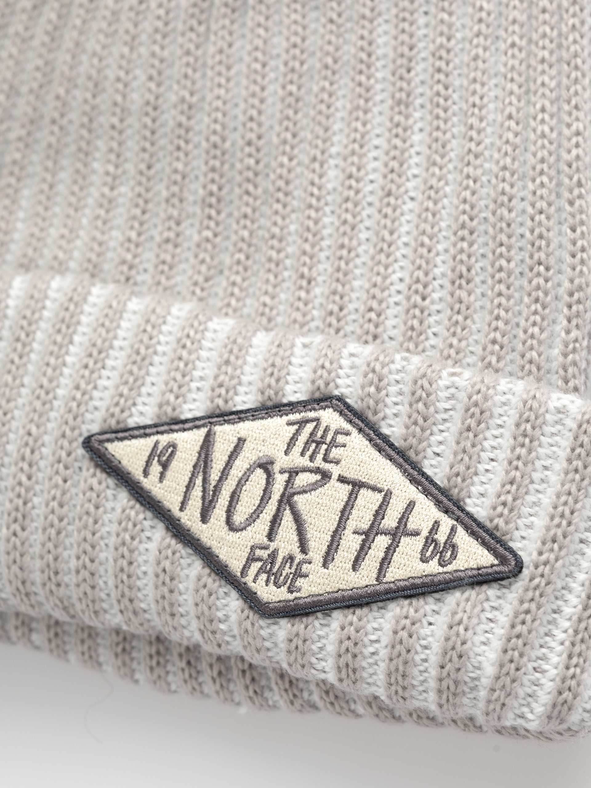 Căciulă The North Face Salty Lined Se (stone slab/tnf 66 patch)
