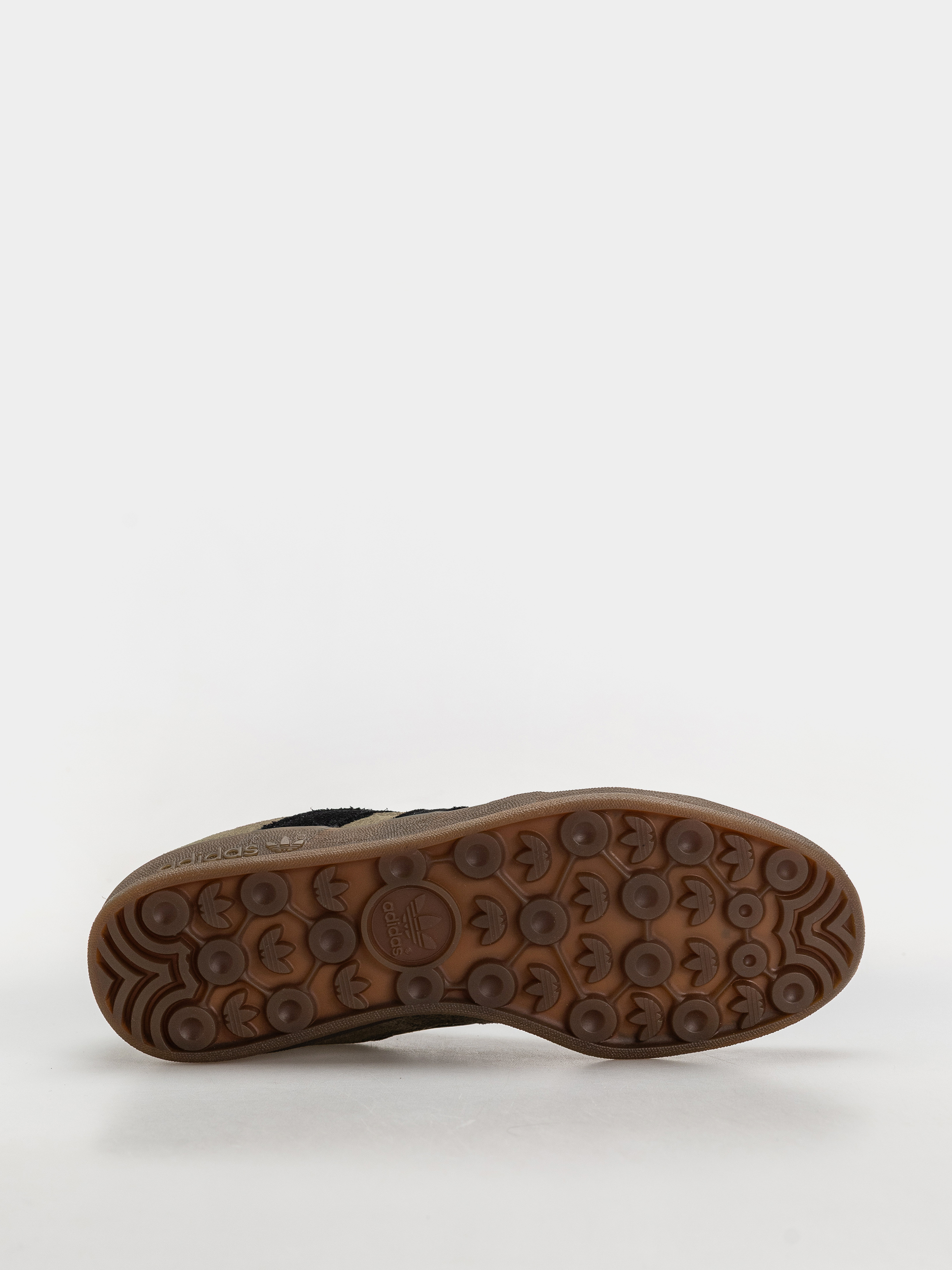 Pantofi adidas Aloha Super (olistr/cblack/gum5)