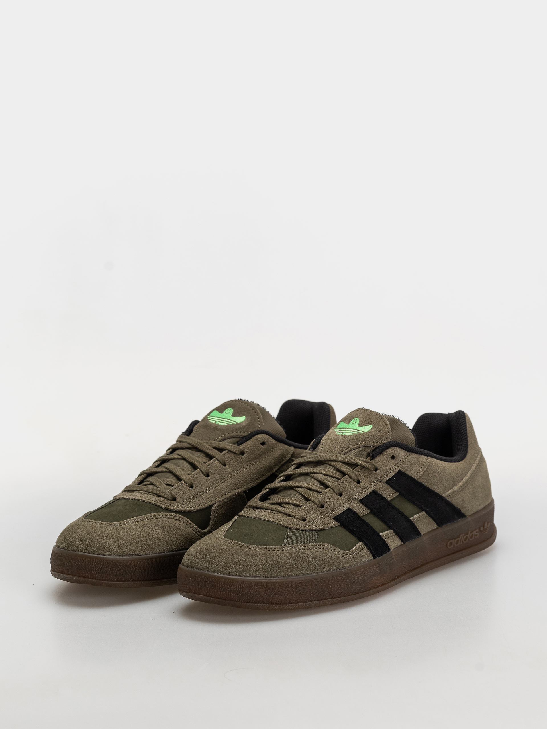 Pantofi adidas Aloha Super (olistr/cblack/gum5)