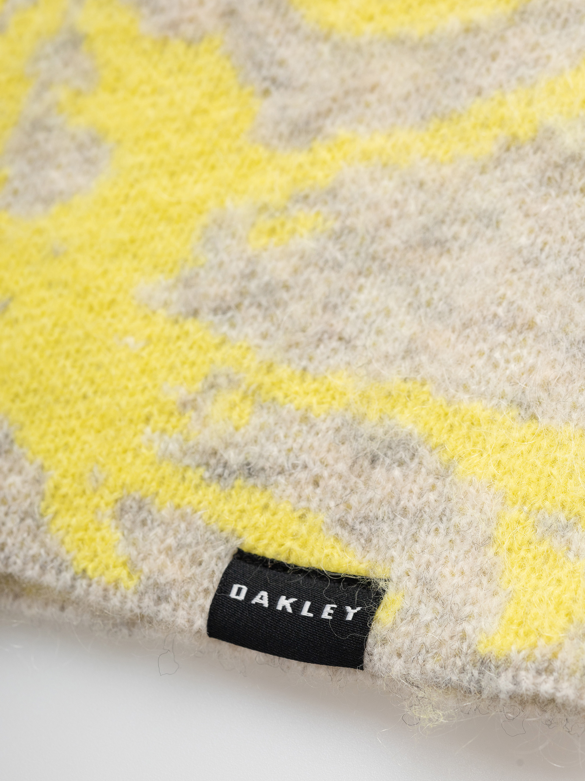 Căciulă Oakley Brushed Graphic (mist/neon yellow)
