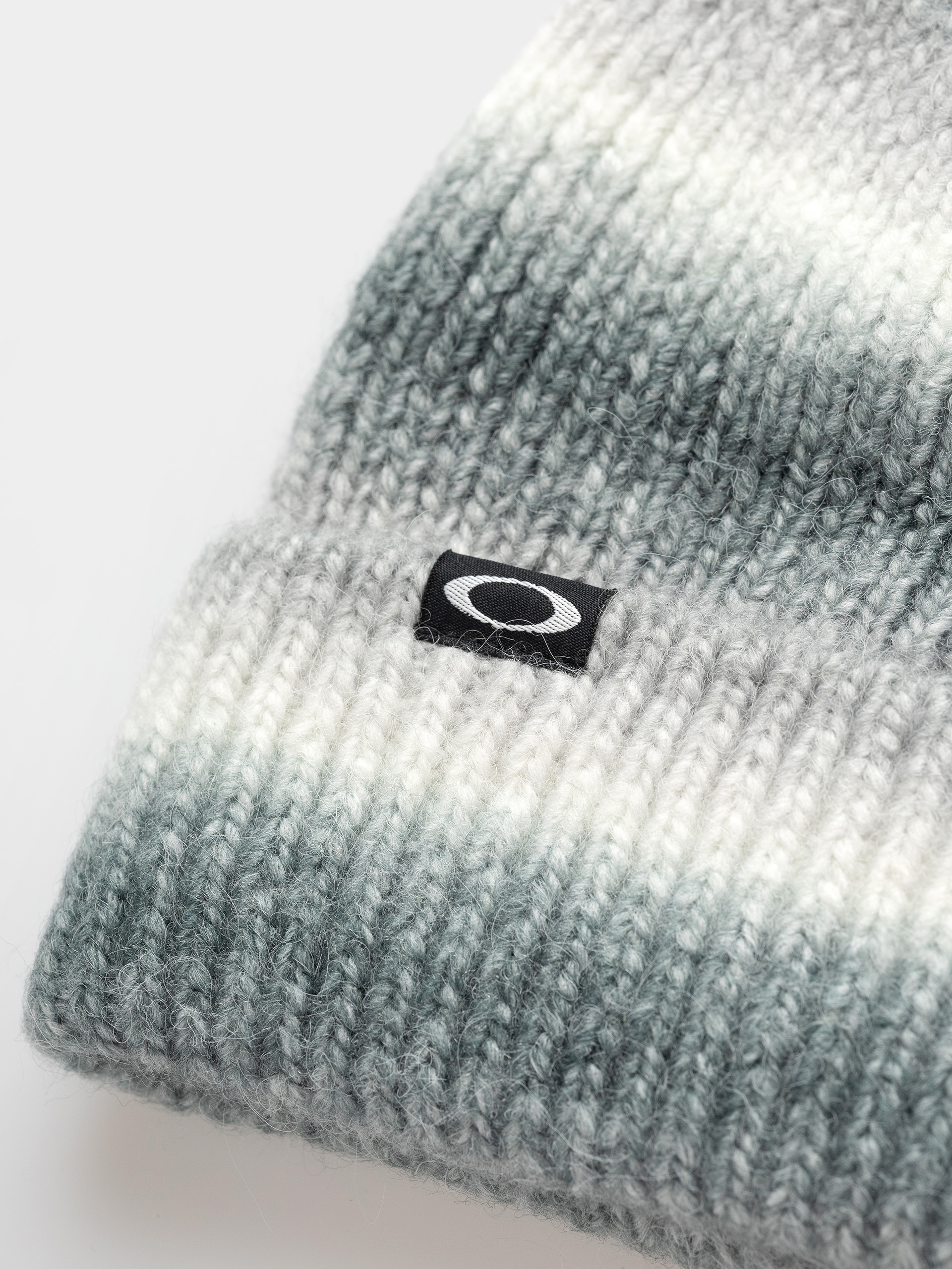Căciulă Oakley Ellipse Gradient (black gradient)