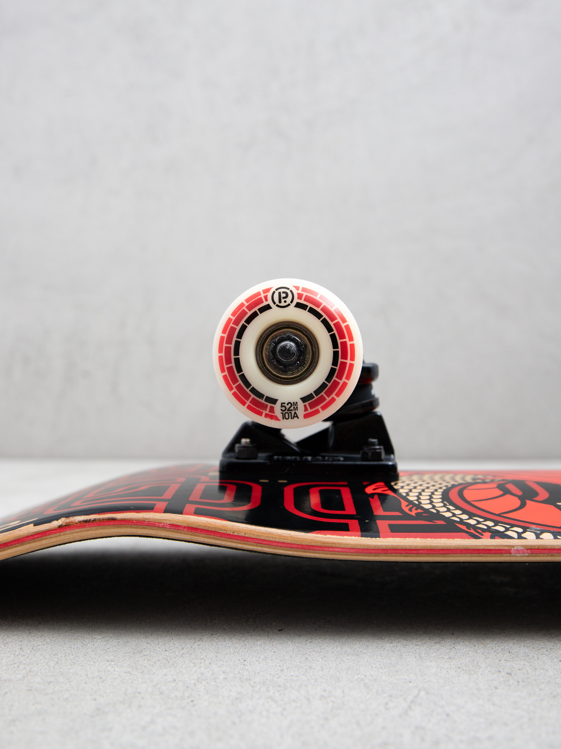 Skateboard Cartel Skateboards Draak (red)