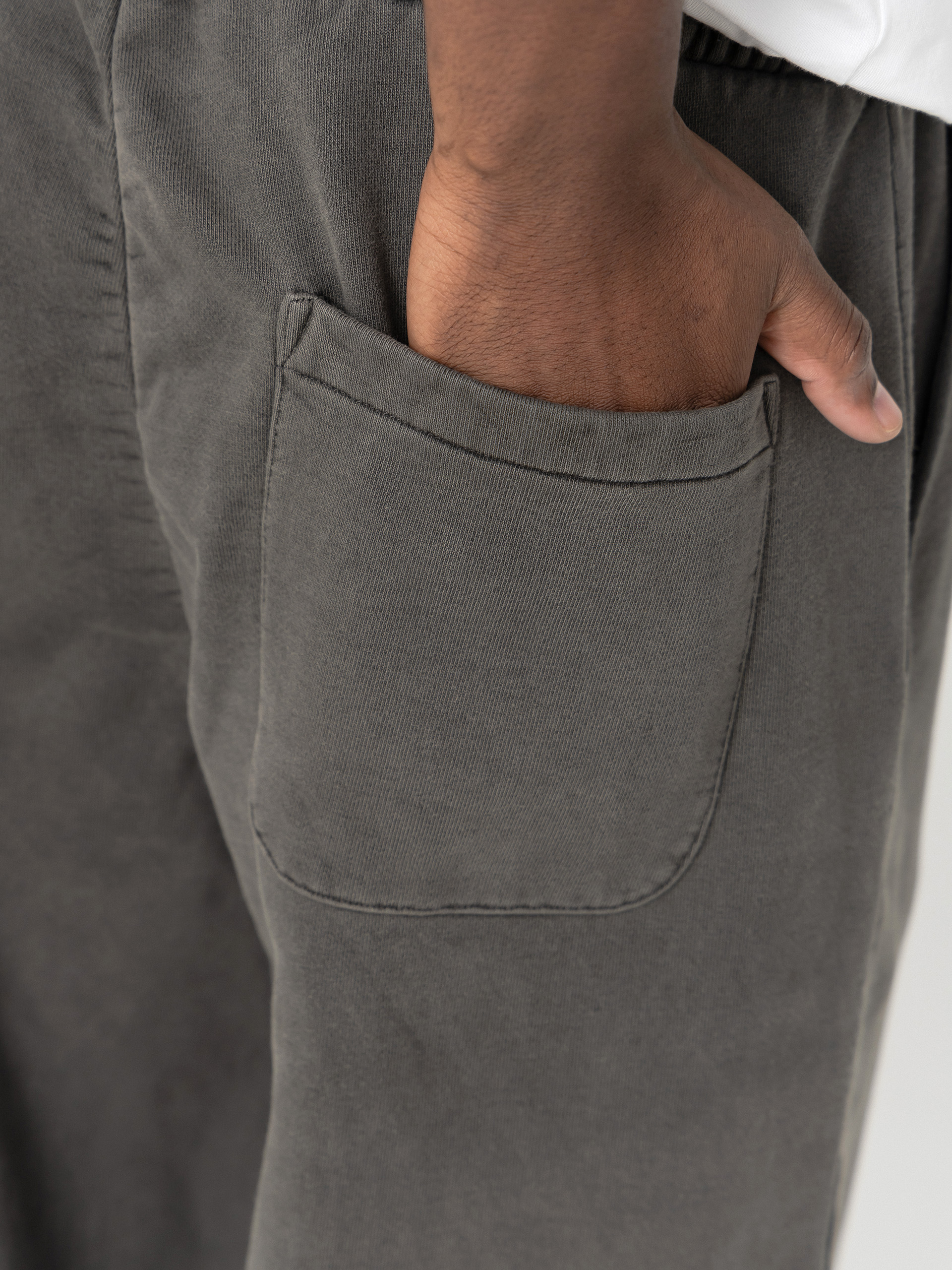 Pantaloni OBEY Lowercase Pigment Straight (pigment digital black)