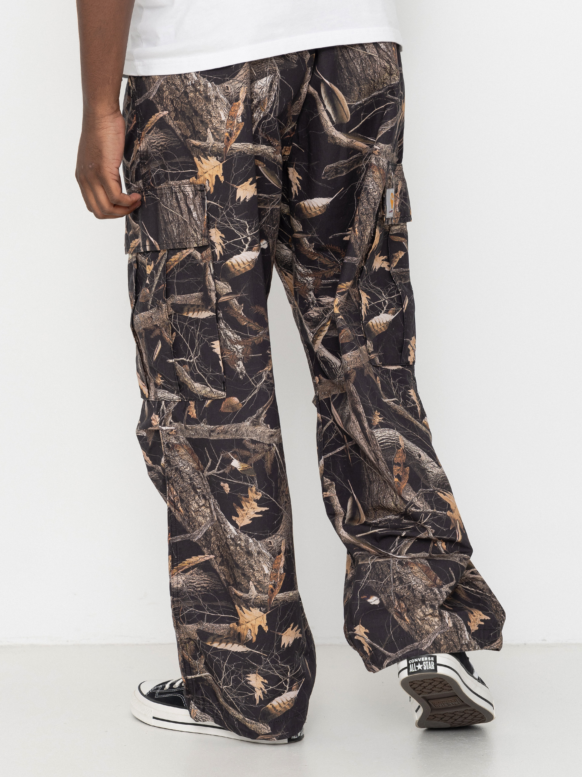 Pantaloni Carhartt WIP Osborn Cargo (camo feather tree black/rinsed)