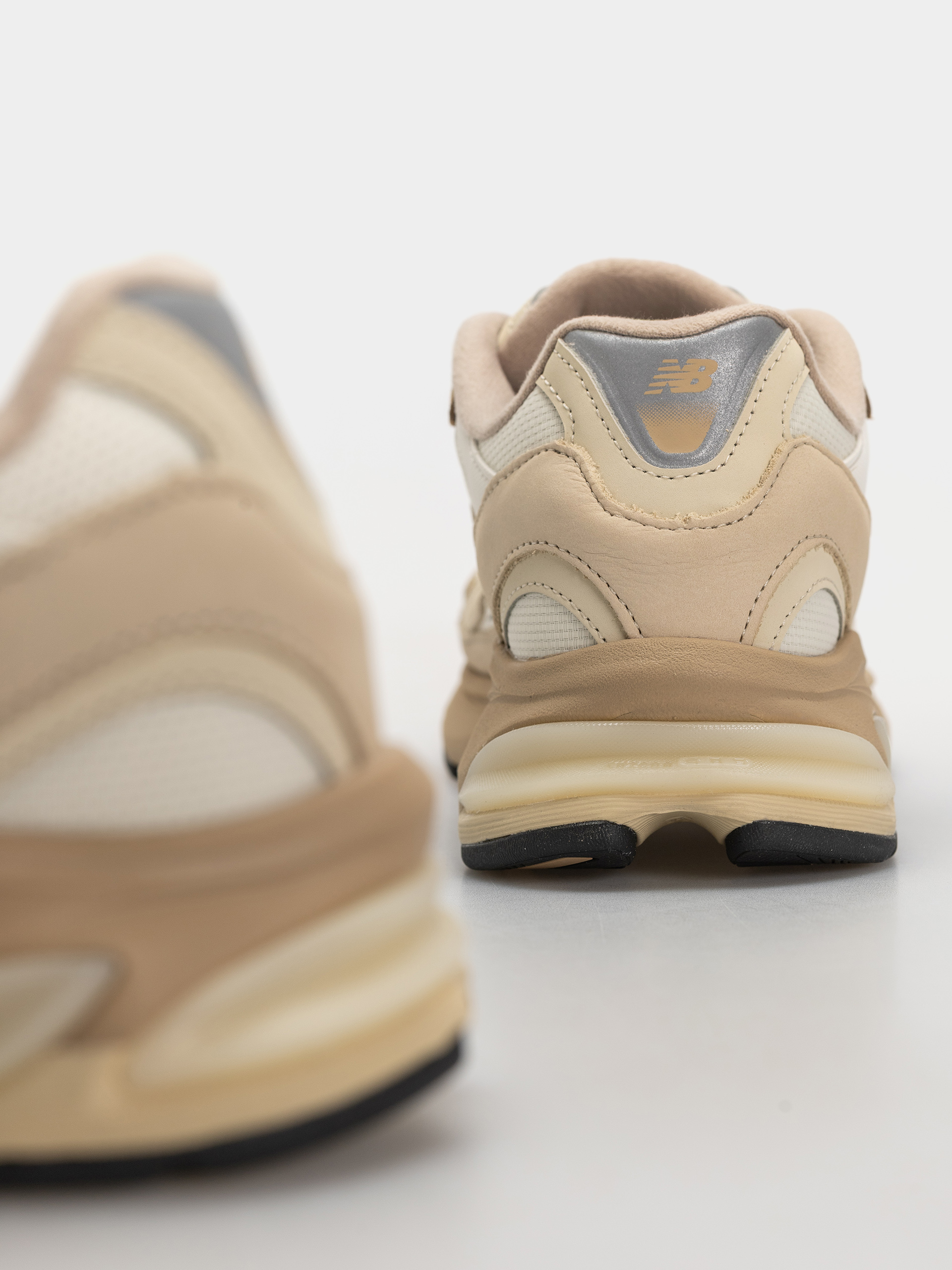 Pantofi New Balance 2010 (sandstone/bone)