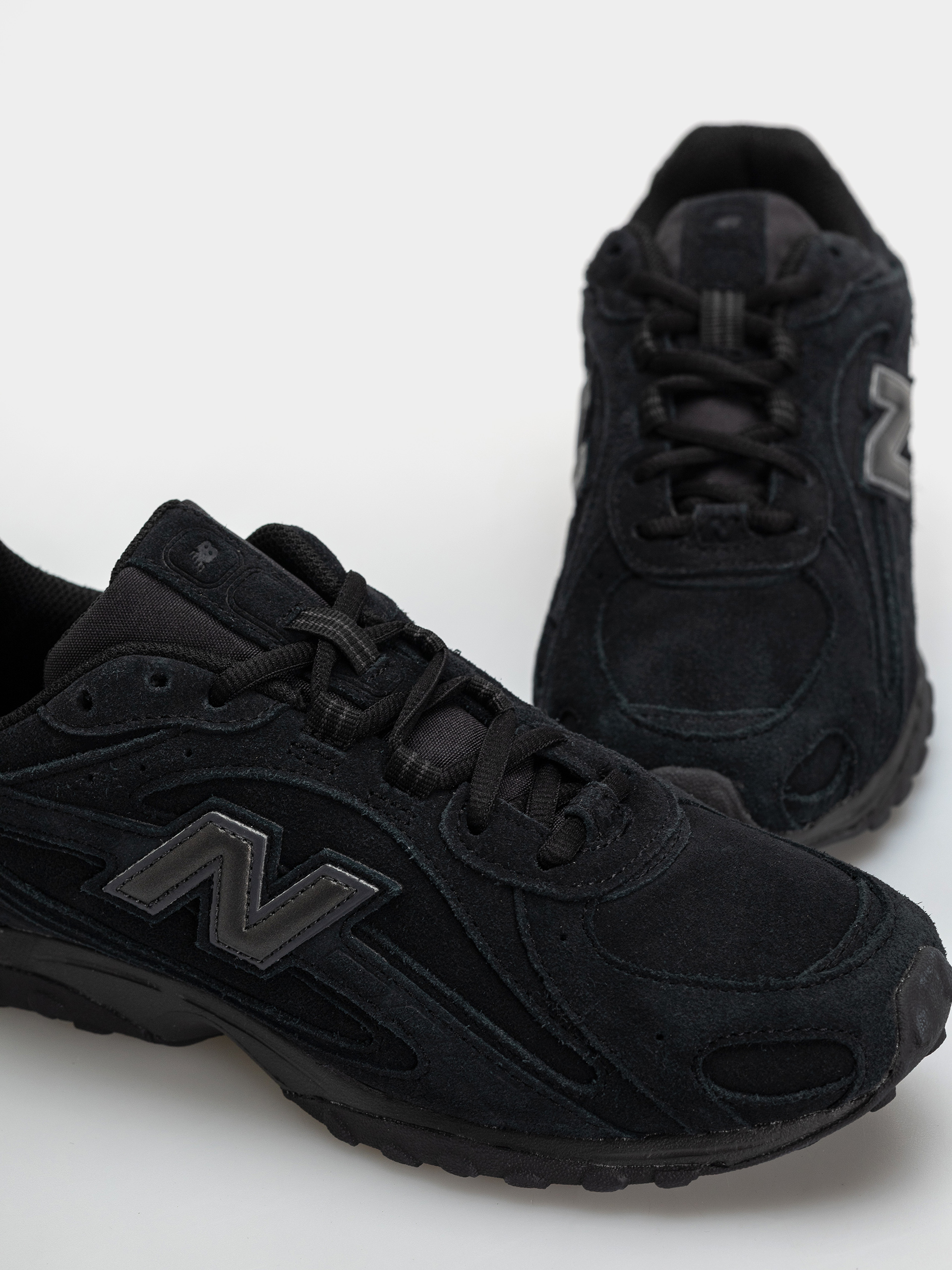 Pantofi New Balance 204L (black/black cement)