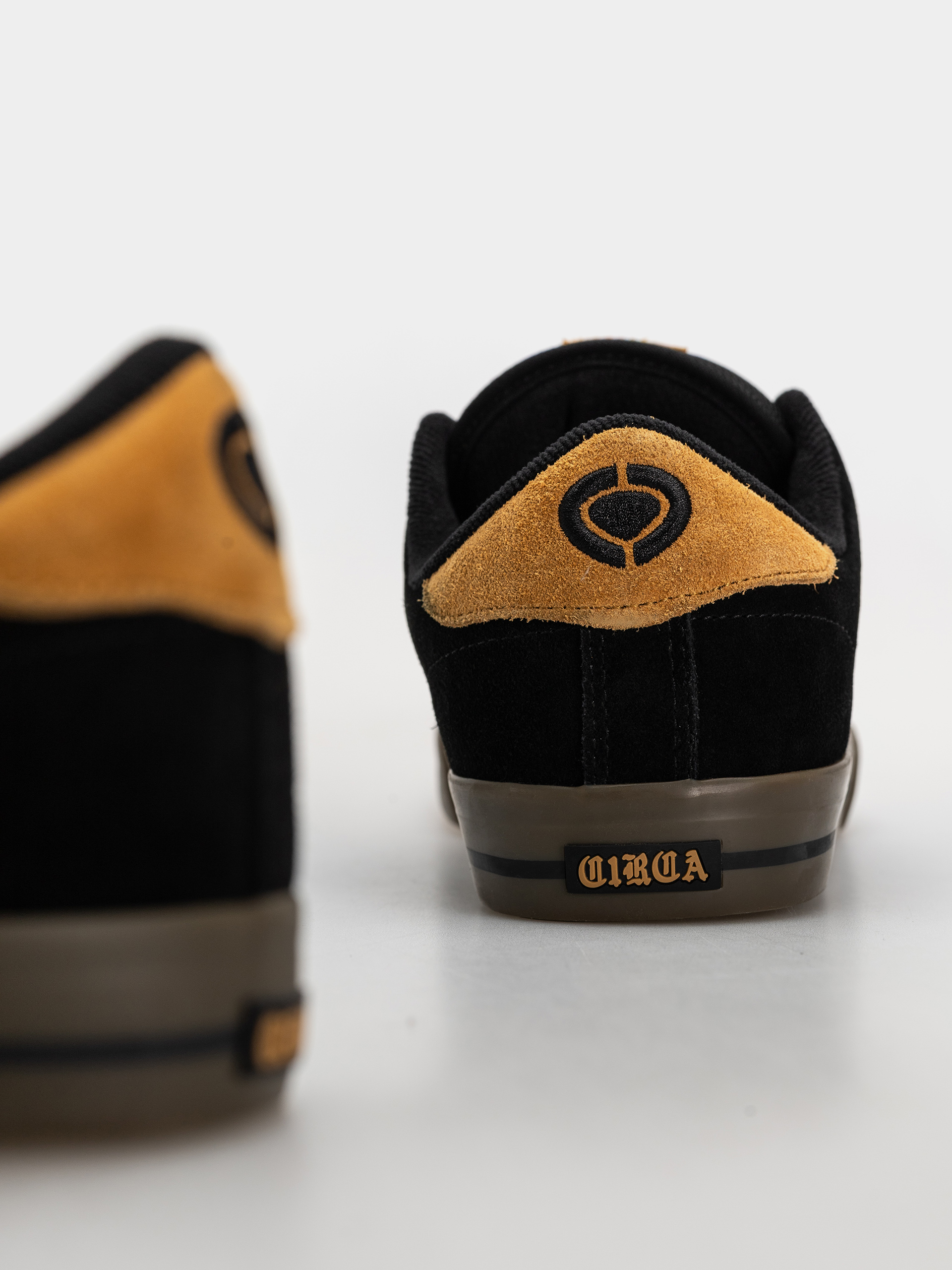 Pantofi Circa Al 50 (black beeswax gum)