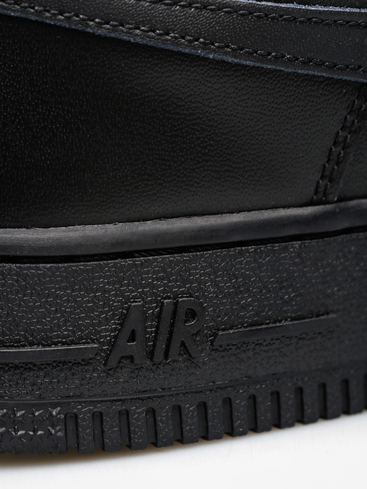 Pantofi Nike Air Force 1 07 Wmn (black/black)